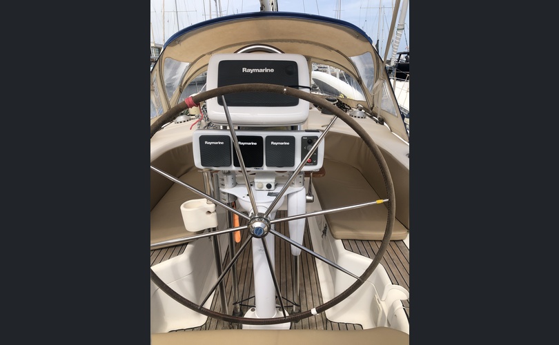 Dufour Classic 38-kuva-2